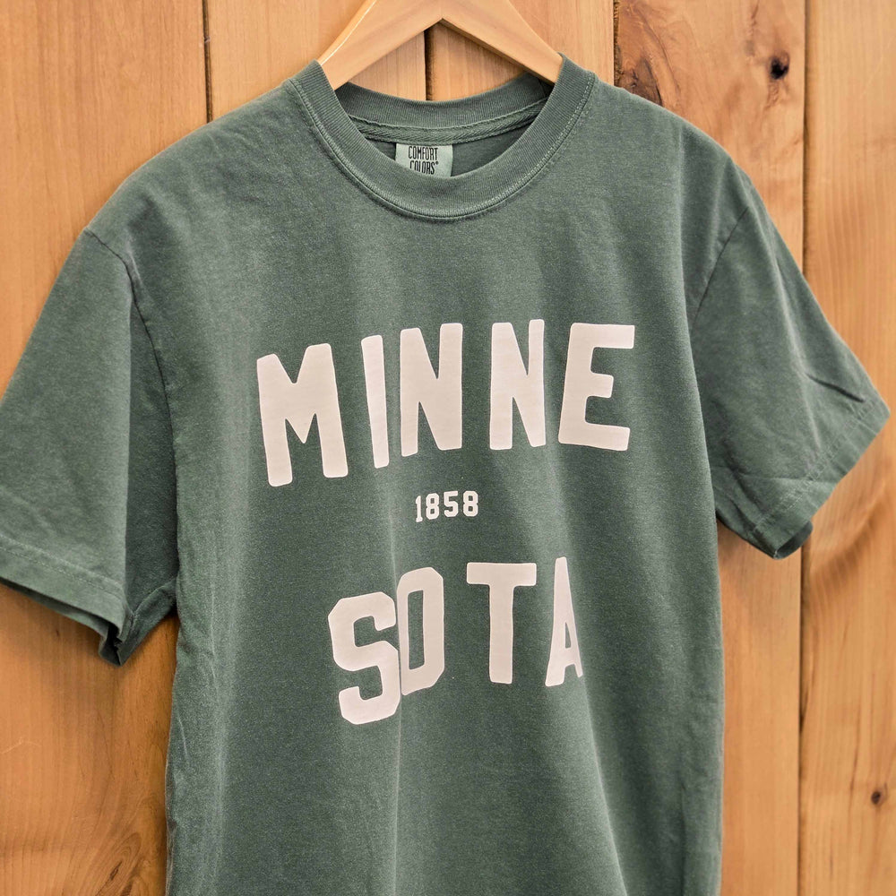 Cabin Premium Tee - Moss